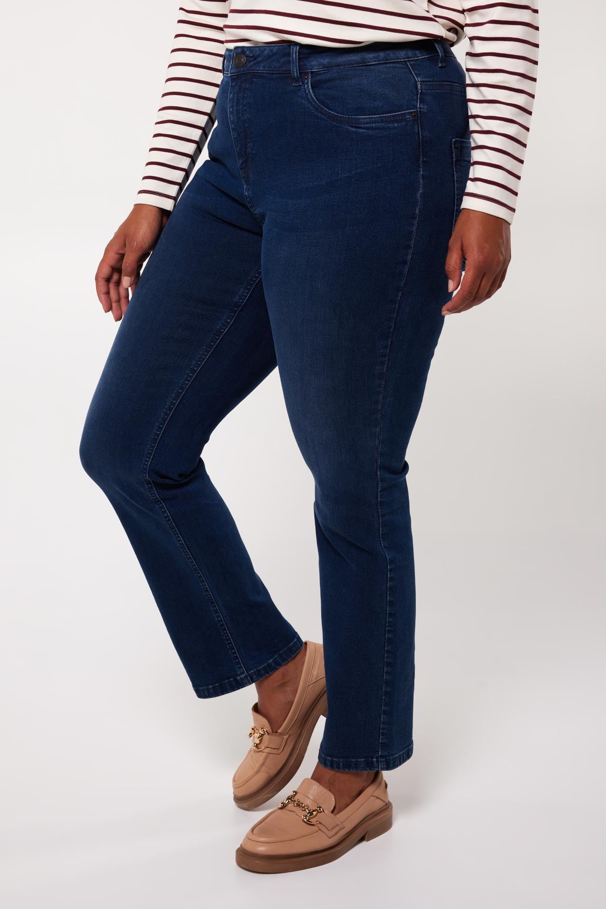 Straight-Leg Jeans LILY image number 5