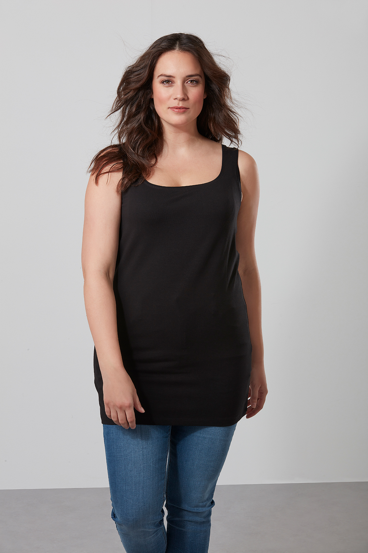 Extra langes Cami-Top aus Baumwolle image number null