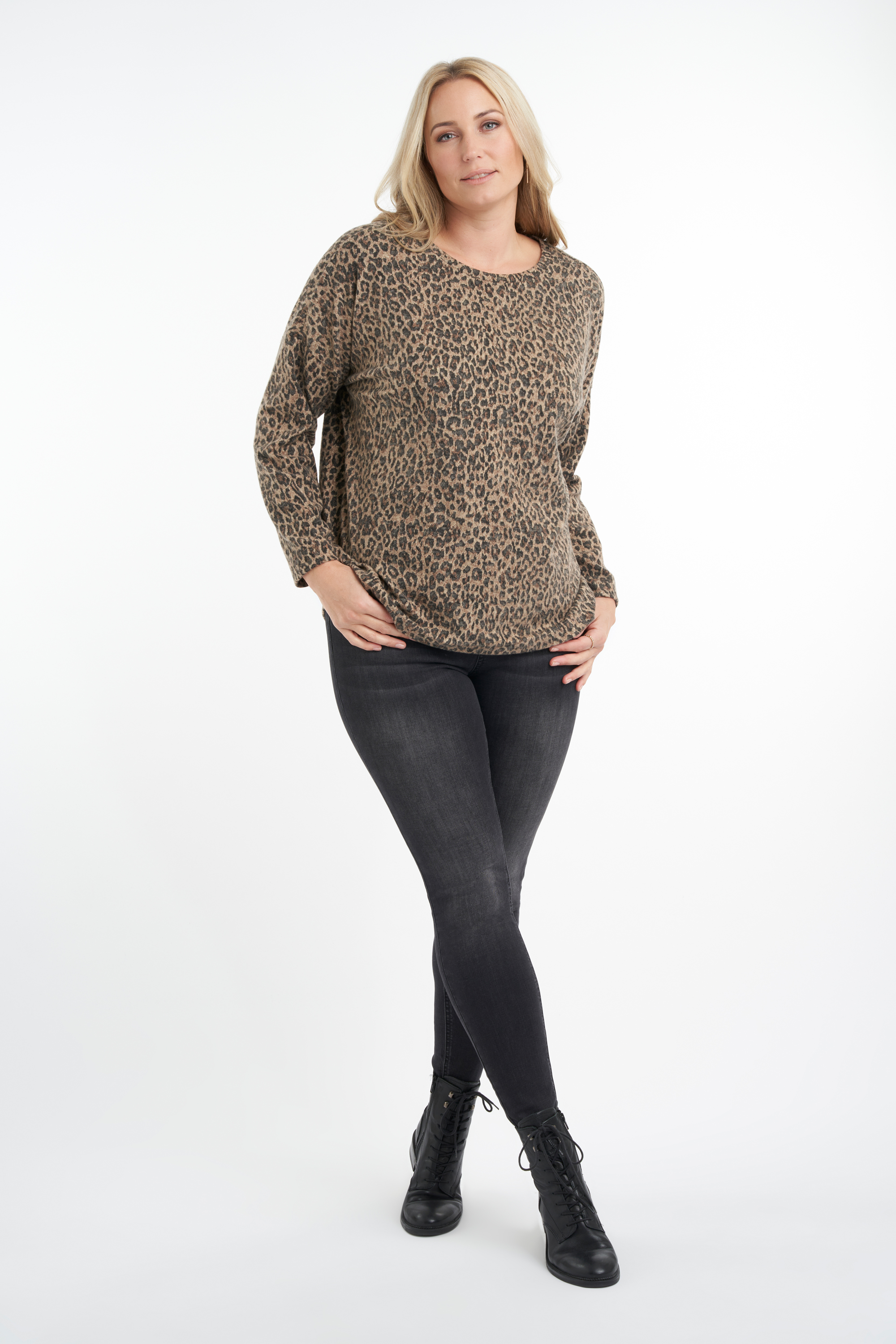 Boxy-Pullover mit Print image number 5