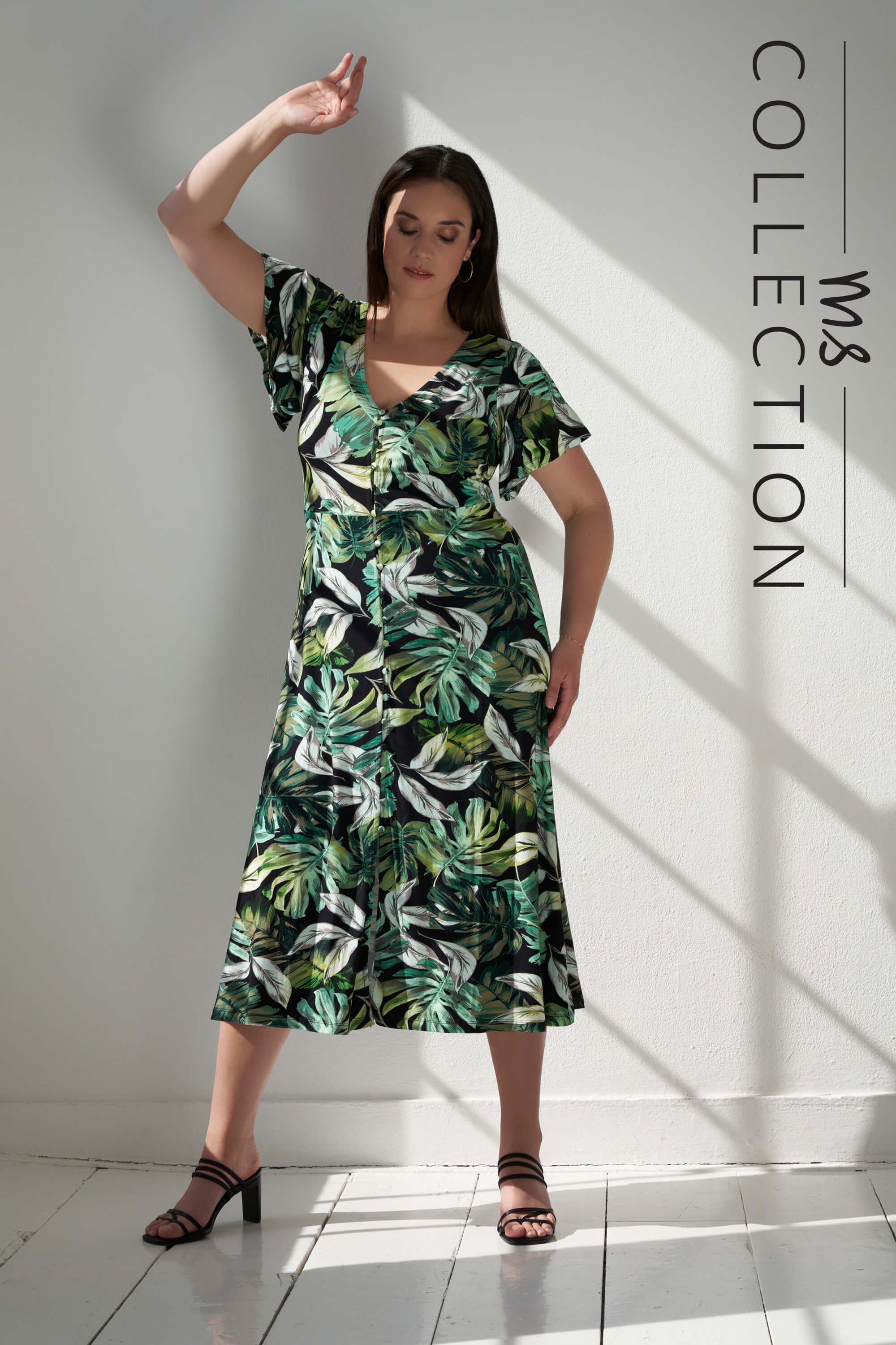 Langes Kleid mit Blatt-Print image number 0