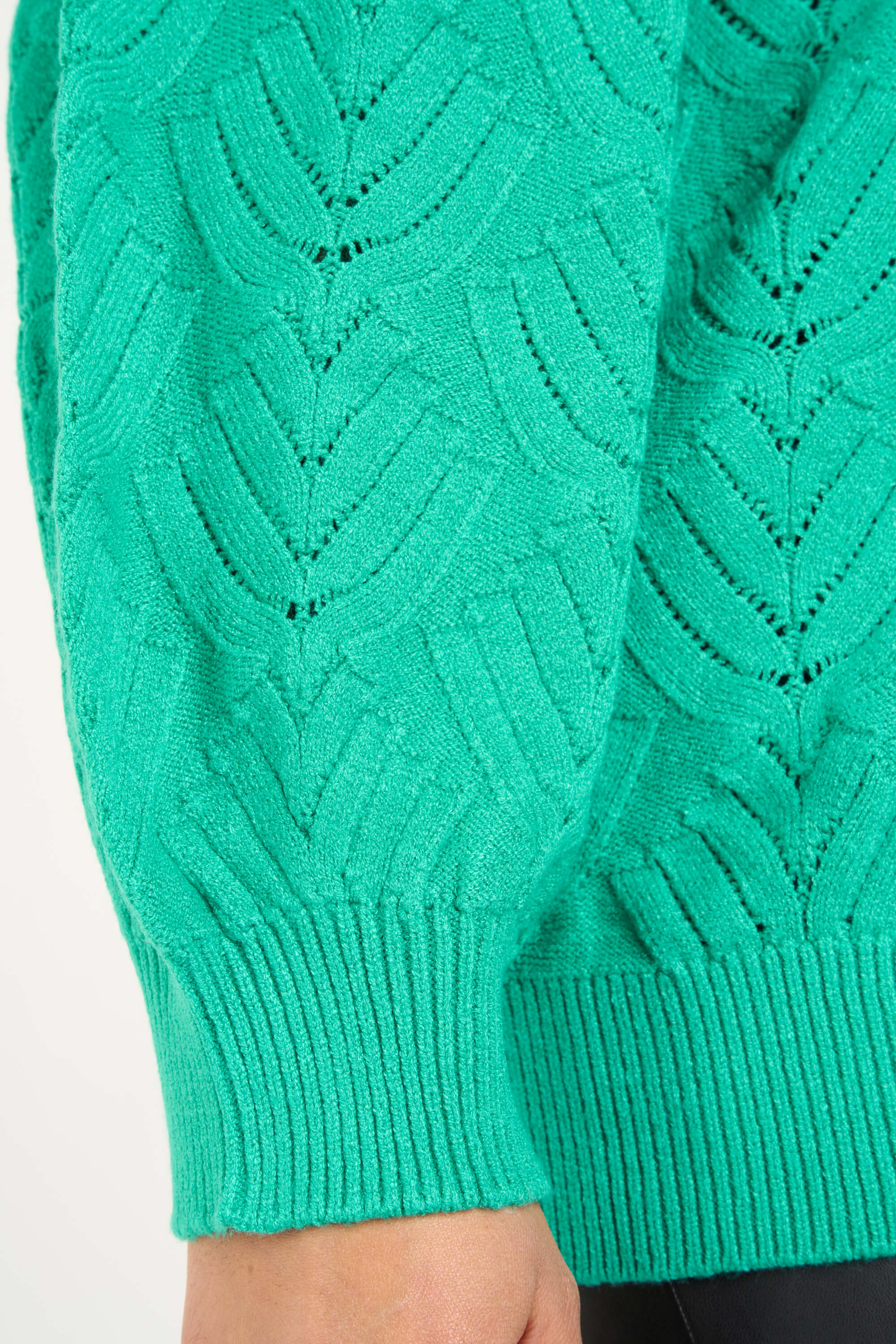 Weicher Pullover  image number 4
